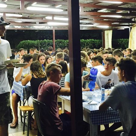 Ostello Apuano Marina Di Carrara Zewnętrze zdjęcie
